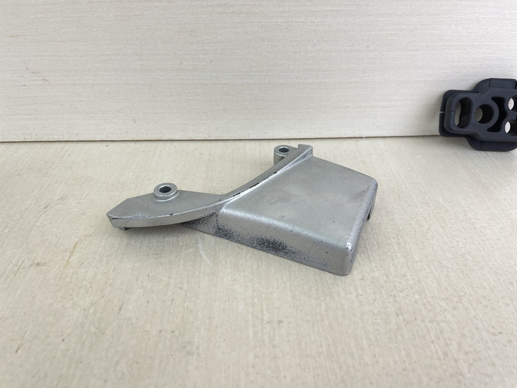 40151-ZV5-000ZA Honda 97-05 4 Stroke Outboard Cable Case Cover 40 50 HP