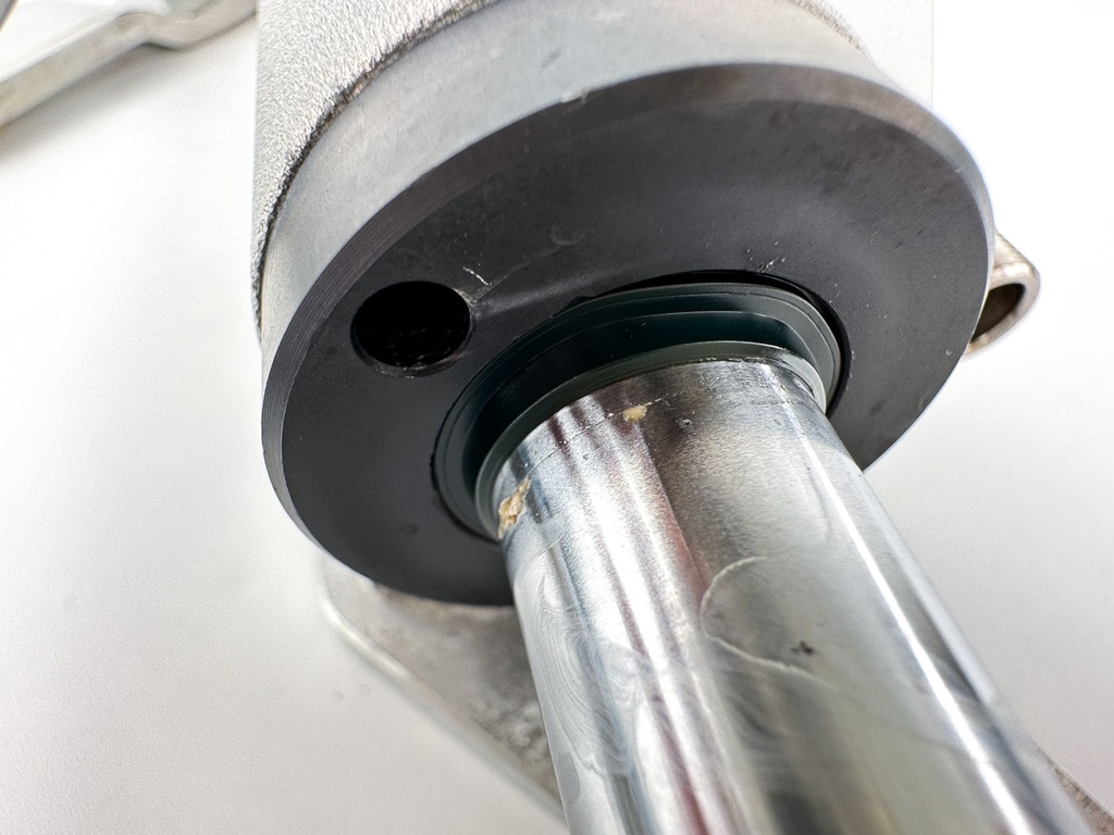 UFlex Outboard Hydraulic Steering Cylinder Ram