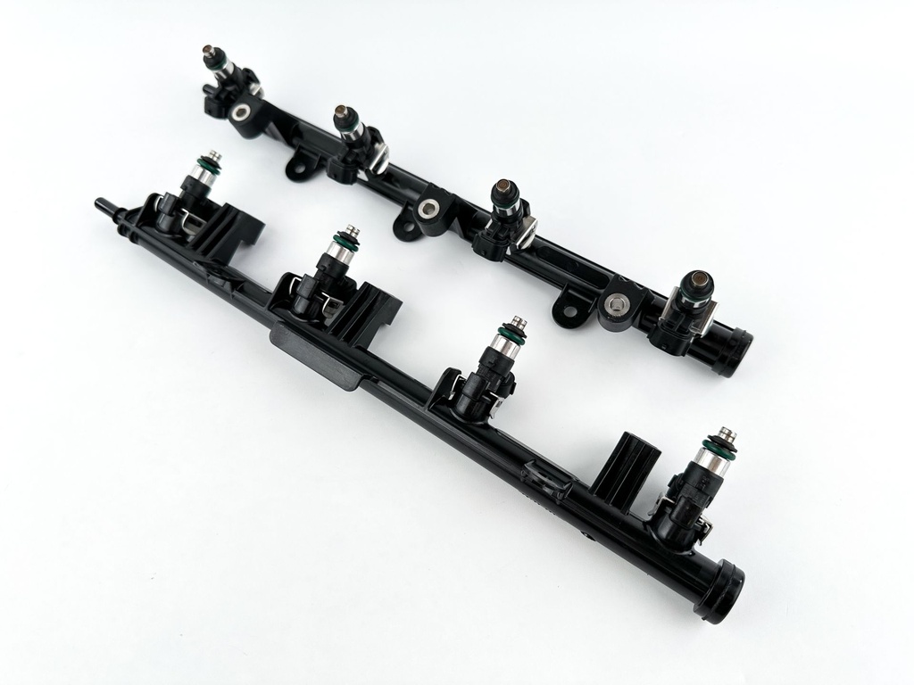 2013 Yamaha 350 HP 4 Stroke Outboard Fuel Injector Set W/ Rail 6AW-13761-00-00 OEM