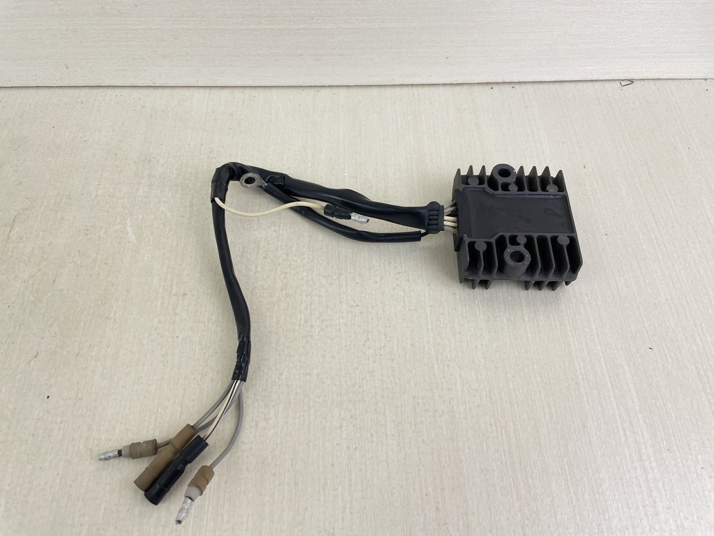 1997-2006 Honda 40 50 HP 4 Stroke Outboard Rectifier Assembly 31600-ZV5-003