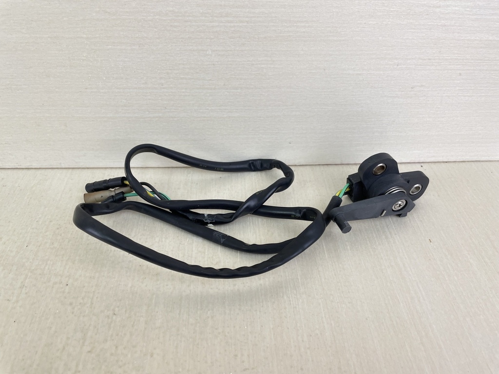 2003 Honda 40HP 4 Stroke Outboard Trim Angle Sensor Assembly Sender 35660-ZV5-823