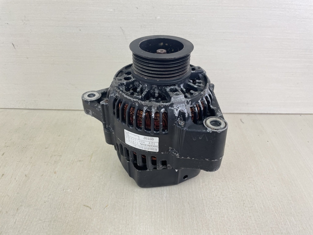 2002-2007 Honda 200 225 HP 4 Stroke Outboard Alternator Assembly 31630-ZY3-013