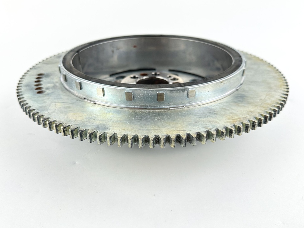 2014 Yamaha 200 HP 4 Stroke Outboard Flywheel Rotor 6DA-W8145-00-00 OEM