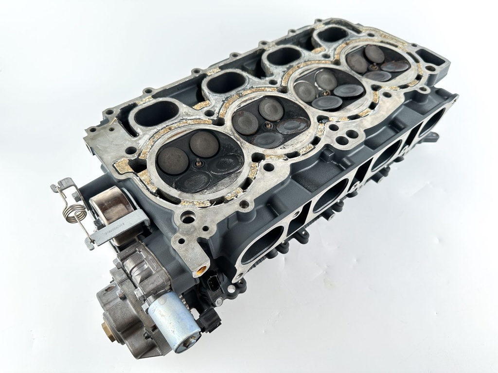 2014 Yamaha 200 HP 4 Stroke Outboard Cylinder Head 6DA-W009A-00-9S OEM