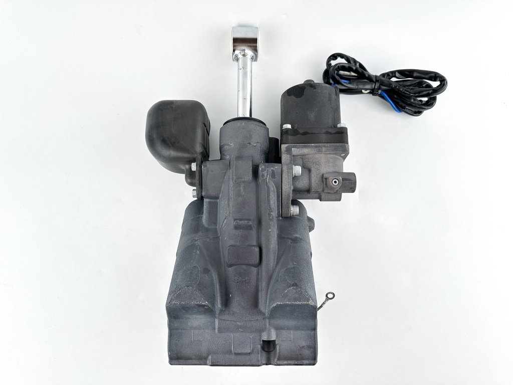 2014 Yamaha 200 HP 4 Stroke Outboard Power Trim Tilt Unit 63P-43800-06-00 OEM