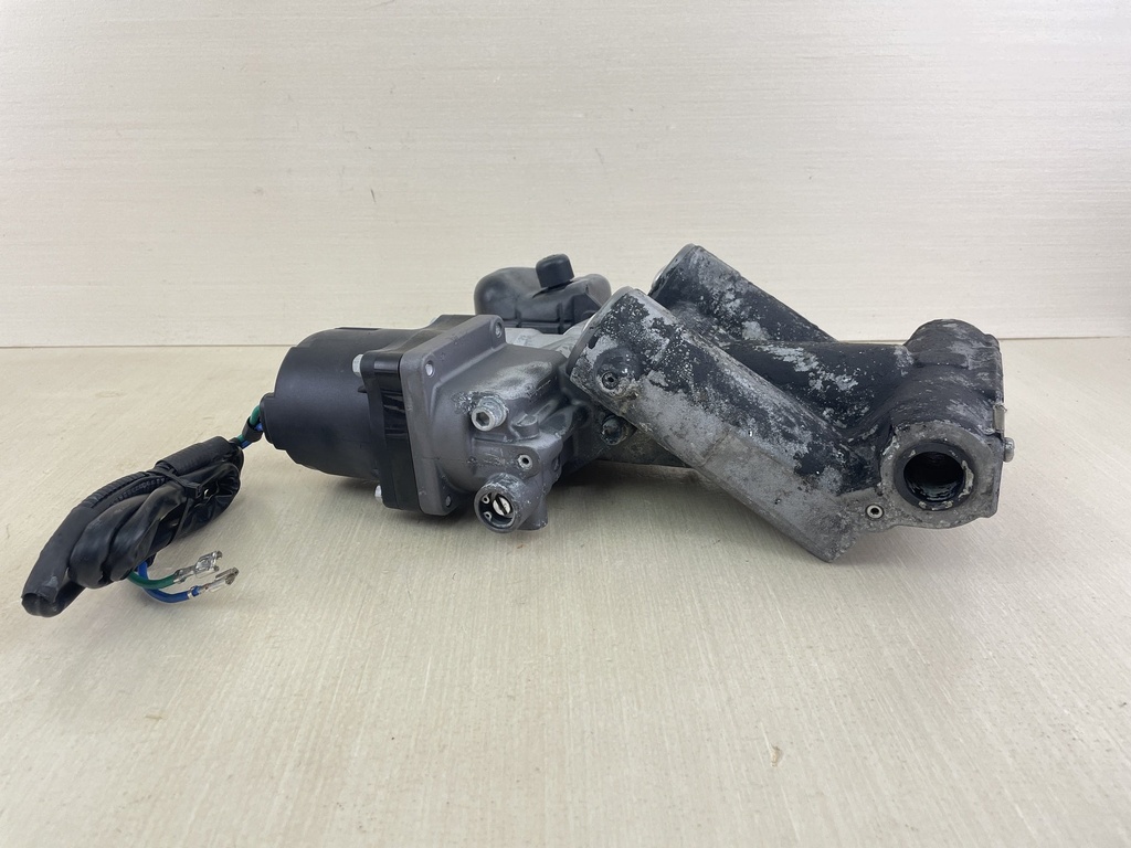 2002 + Honda 90 115 130 135 150 200 225 HP Outboard Power Trim Tilt Unit 56000-ZY3-063