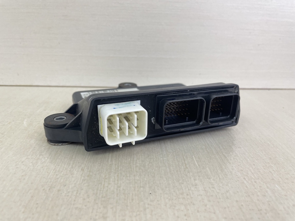 2002-2004 Honda 225HP 4 Stroke Outboard ECU Engine Control Unit 34750-ZY3-043