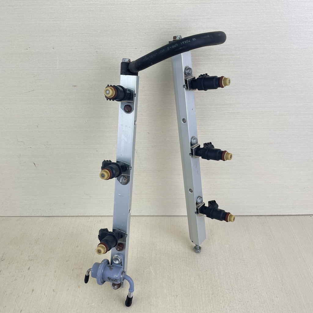 2005 Honda 225HP 4 Stroke Outboard Fuel Injector Set 16450-ZY3-013