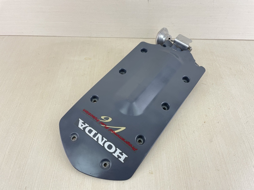 Honda 200 225 250 HP 4 Stroke Outboard Intake Manifold Cover 17130-ZY3-003ZA