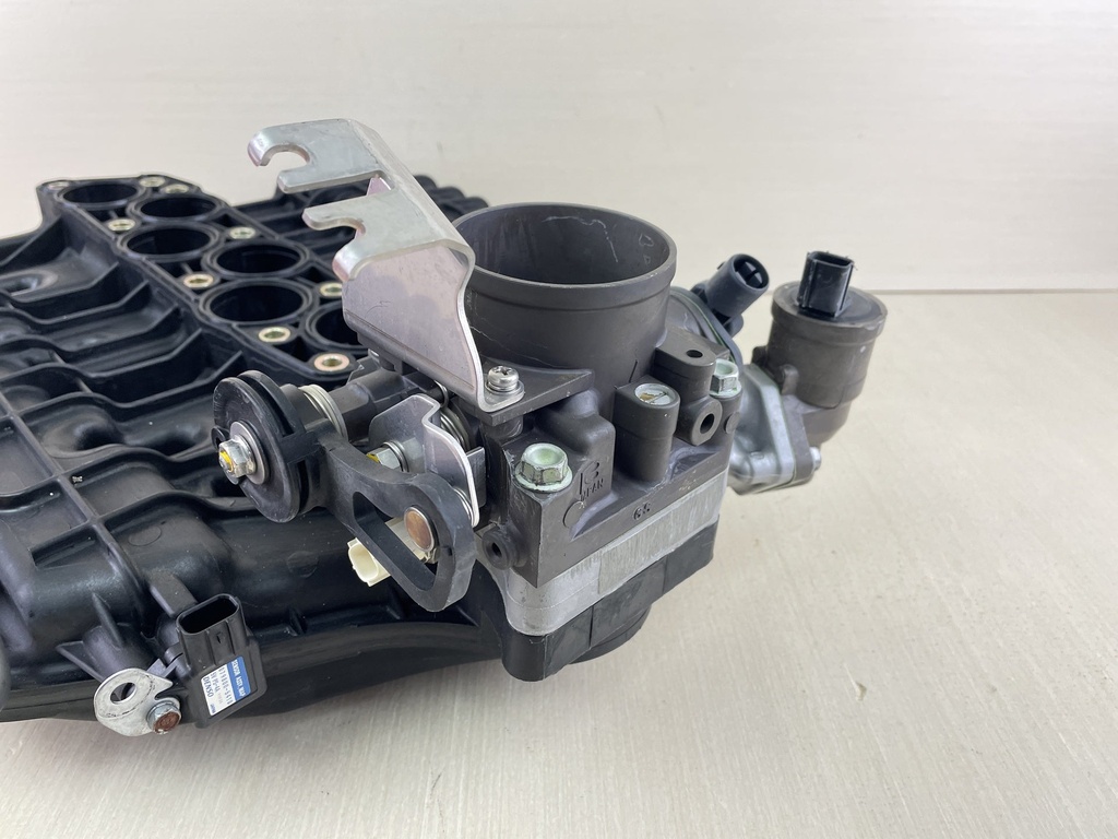 Honda 175 200 225 250 HP 4 Stroke Outboard Intake Manifold Assembly 17110-ZY3-003