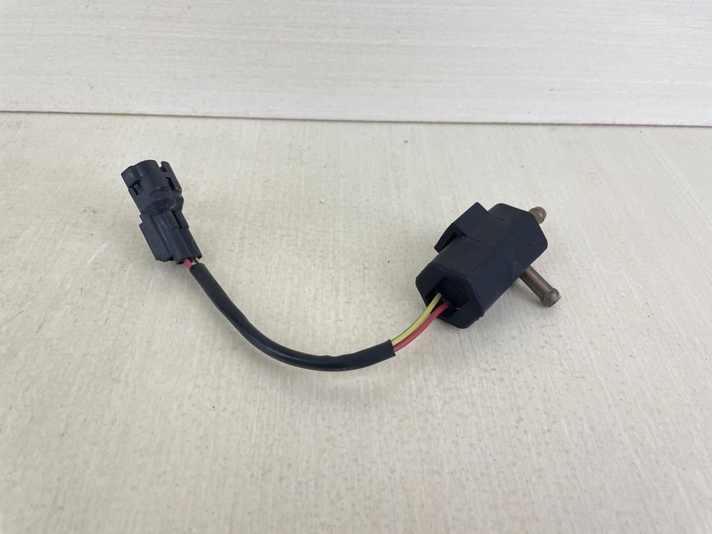 2002 + Honda 175 200 225 HP 4 Stroke Outboard Solenoid Valve Assembly 16200-ZY3-003