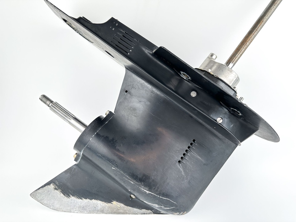 1991 Mercury 75 HP 2 Stroke Outboard 20" Lower Unit Gear Case 9011A7 3 Jaw