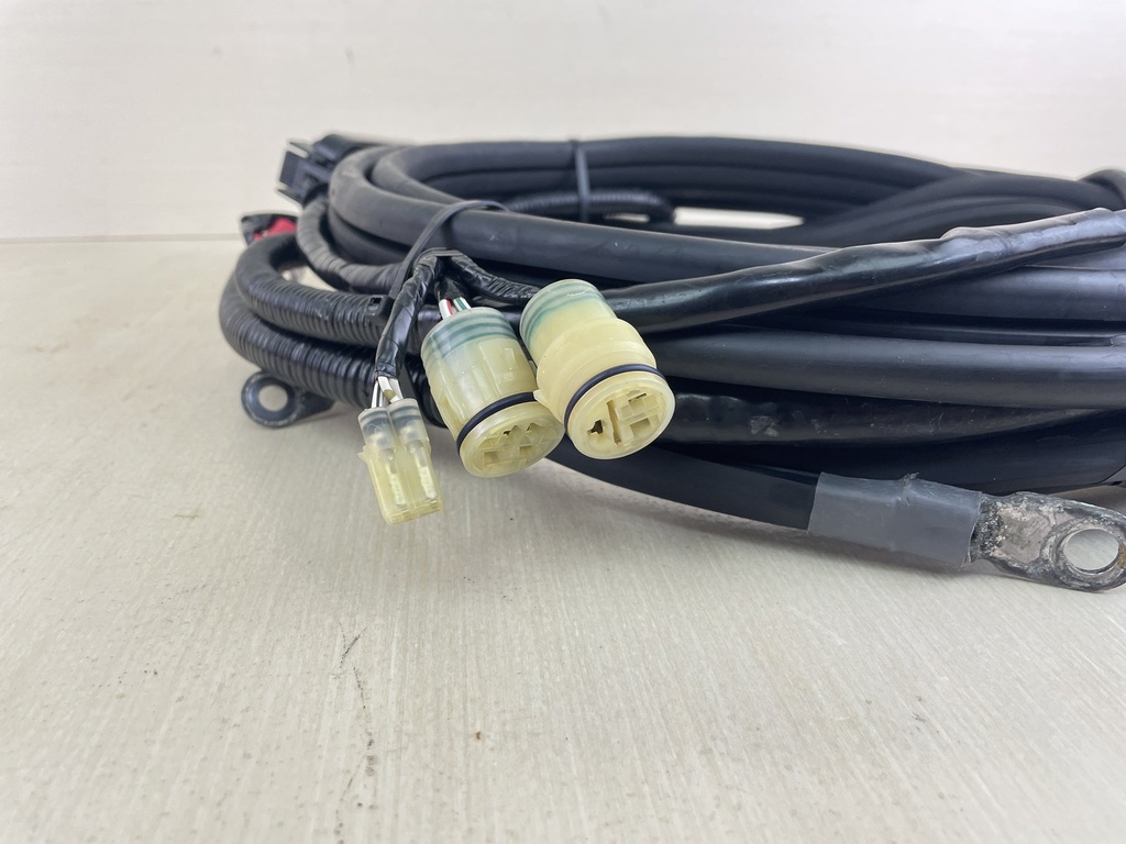 2005 Honda 225HP 4 Stroke Outboard Starter Battery Cable Assembly 32410-ZY3-010
