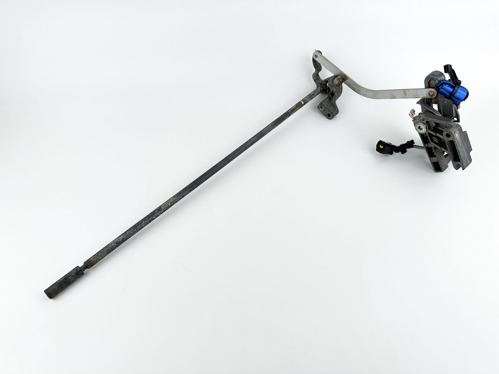 2012 Yamaha 250 HP 4 Stroke Outboard Shift Shaft 6CB-44120-00-00 OEM
