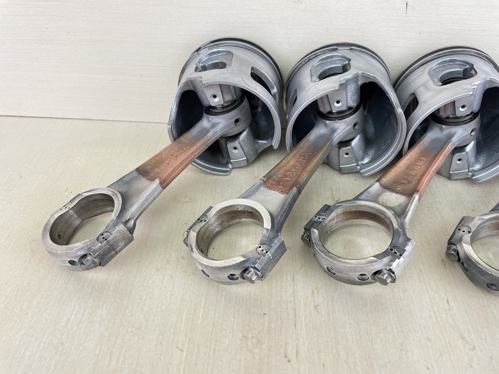 2002 Yamaha 200HP 2 Stroke Outboard Piston & Connecting Rod Set Of 5