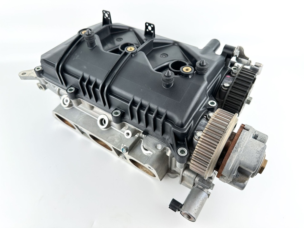 2012 Yamaha 250 HP 4 Stroke Outboard Starboard Cylinder Head 6CB-W009A-00-00 OEM