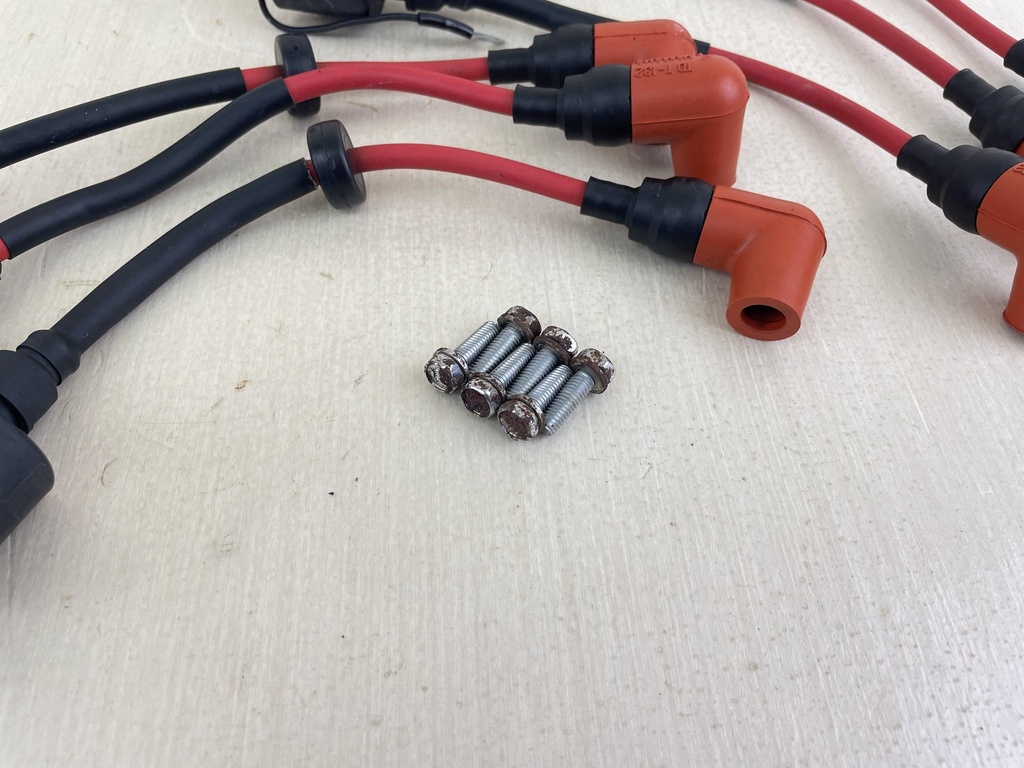 2002 Yamaha 200HP 2 Stroke Outboard Ignition Coil Assembly Set 61A-85570-00-00