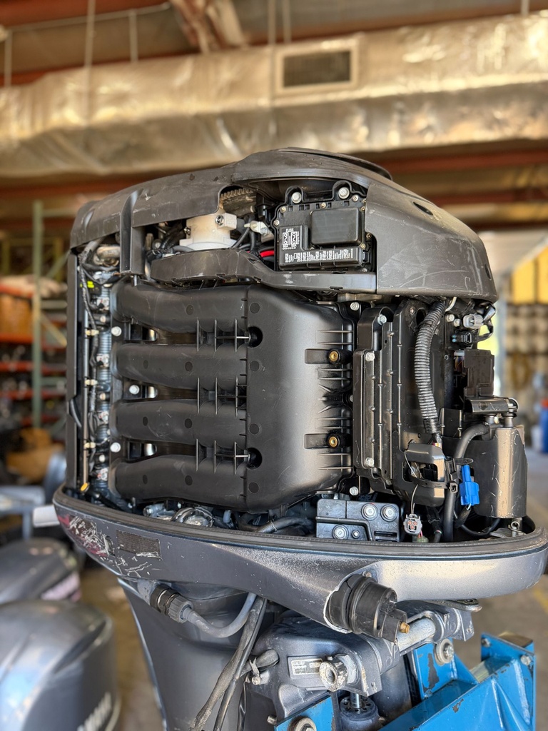 2012 Yamaha F350 350HP 4 Stroke Outboard Engine 25" Shaft W/ Controls