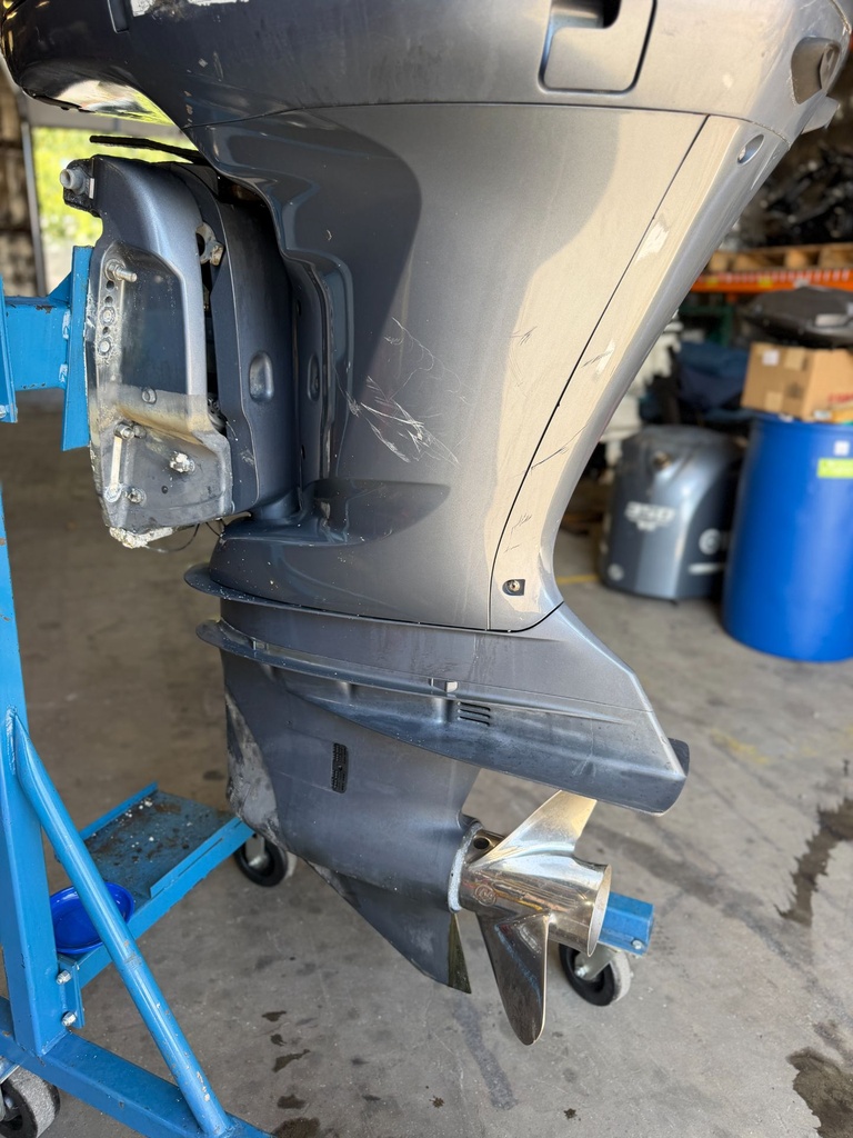 2012 Yamaha F350 350HP 4 Stroke Outboard Engine 25" Shaft W/ Controls