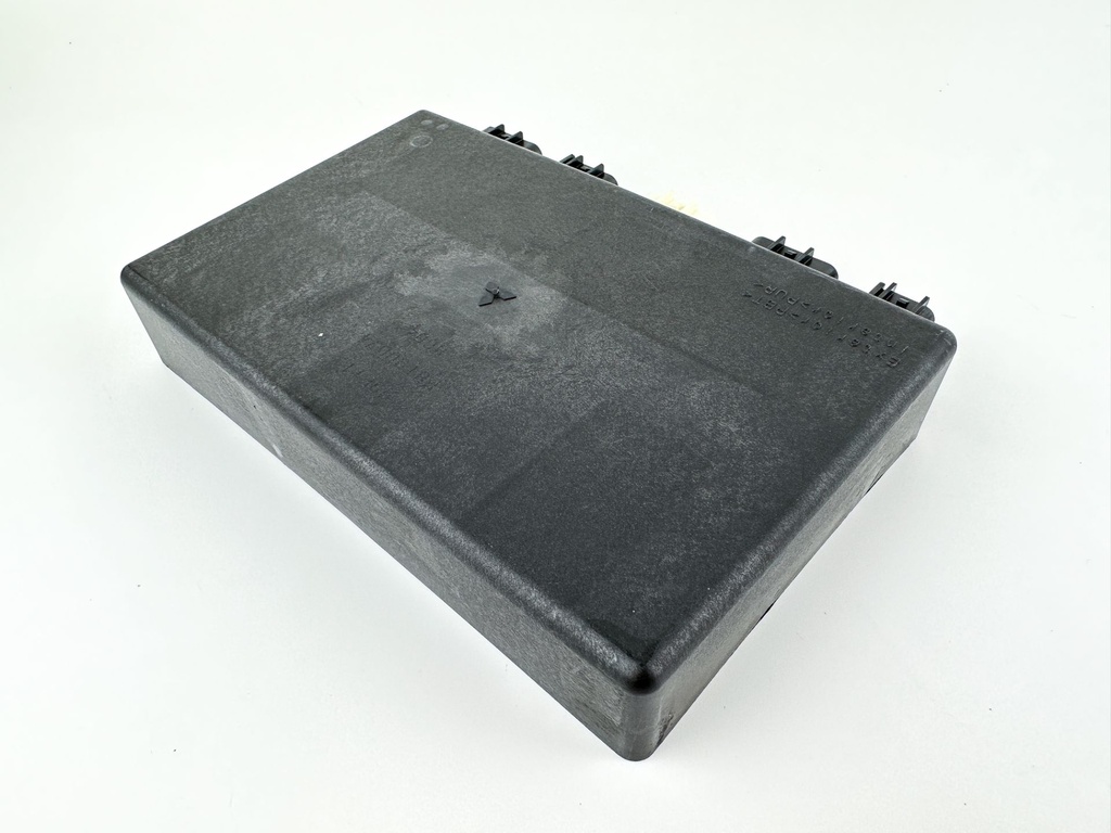 1999 Suzuki 70 HP 4 Stroke Outboard Engine Control Unit ECU 33920-99E14 OEM