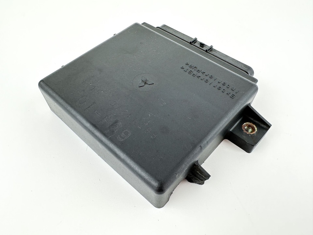 2005 Mercury 225 HP 4 Stroke Outboard Engine Control Unit ECU 69J-8591A-10-00 OEM