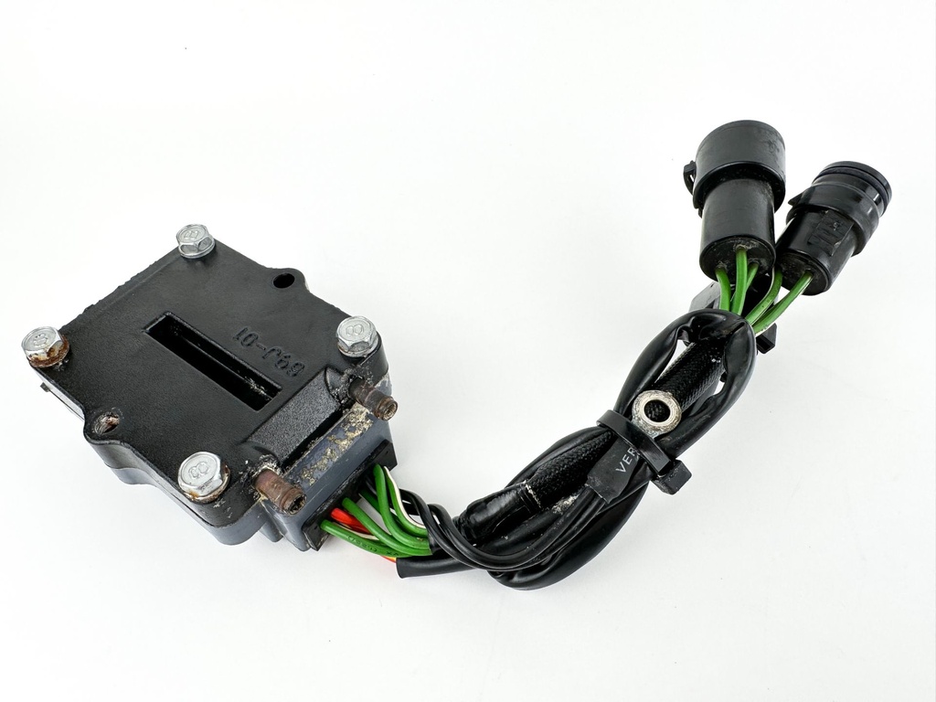 2005 Mercury 225 HP 4 Stroke Outboard Rectifier & Regulator 69J-83306-01-00 OEM
