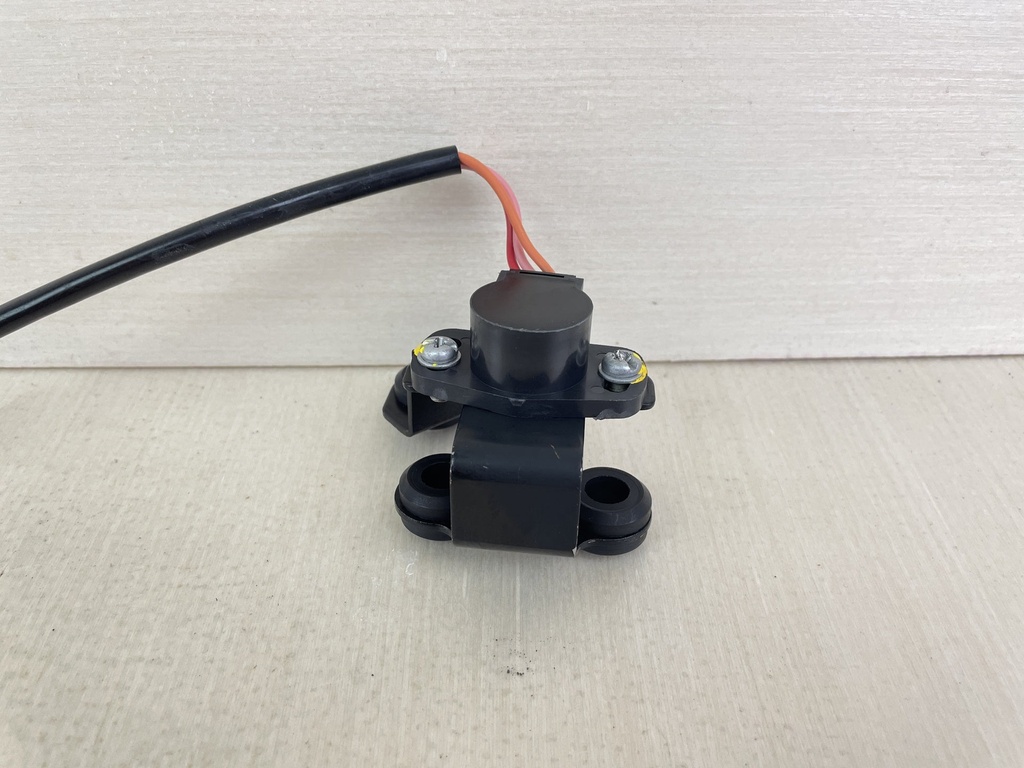 2002 Yamaha 200HP 2 Stroke Outboard Throttle Position Sensor Assembly 61A-85885-00-00