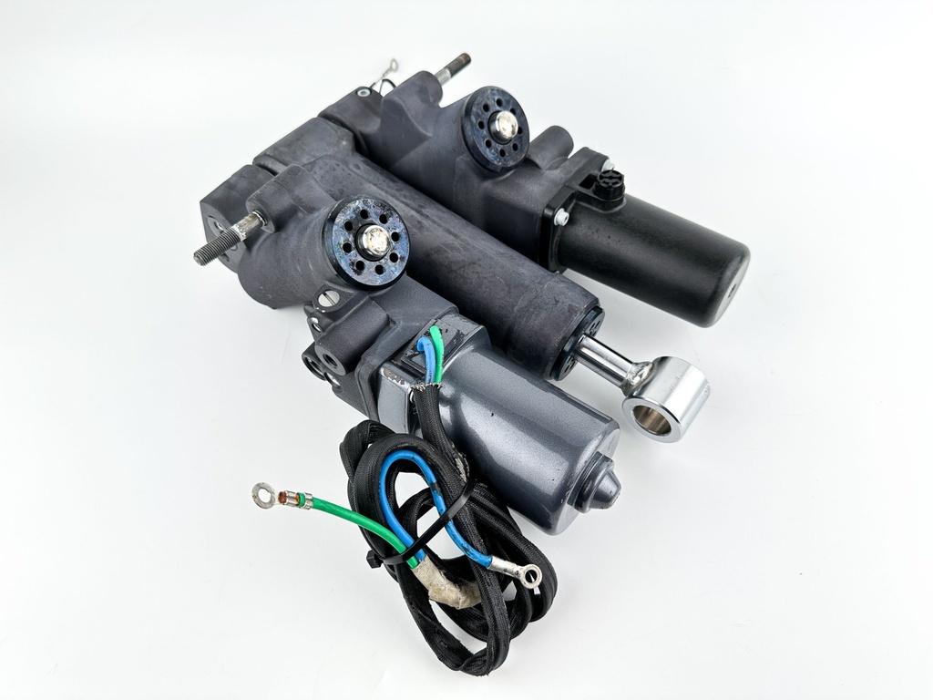 Yamaha V8 F 300 350 HP Outboard Power Trim Tilt Unit Tested - Like New