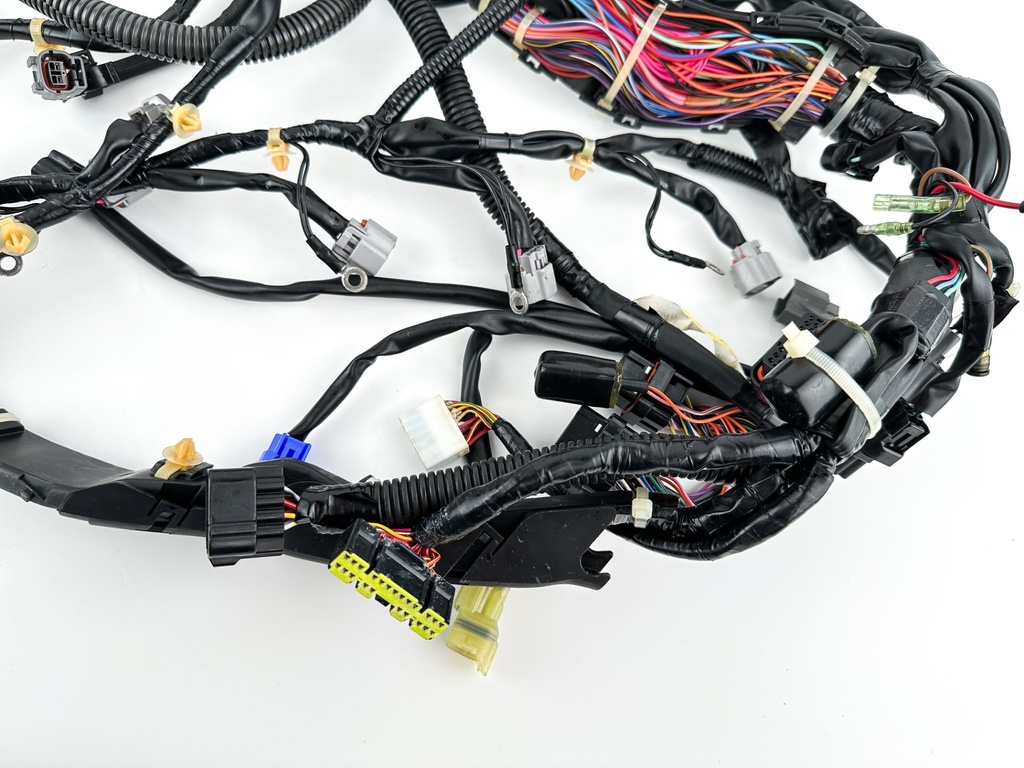 2017 Yamaha 350 HP 4 Stroke Outboard Engine Wire Harness 6AW-82590-31-00 OEM