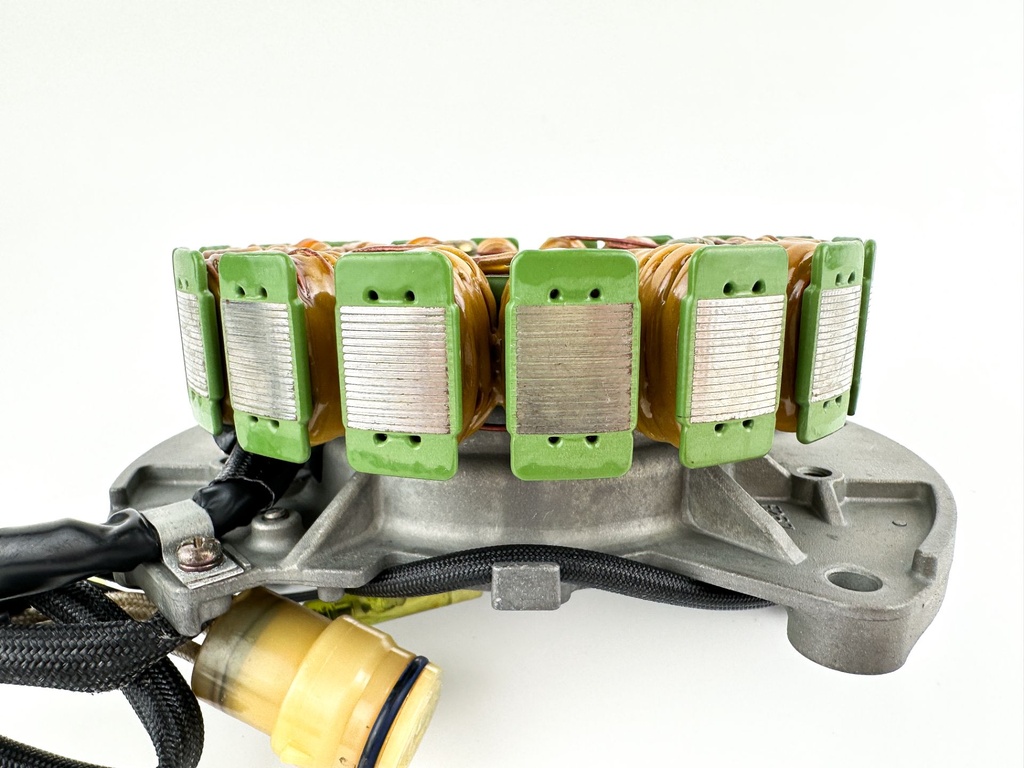 99-04 Yamaha 75 80 90 100 HP 4 Stroke Outboard Pulser Base Stator Assembly 67F-85560-01-00