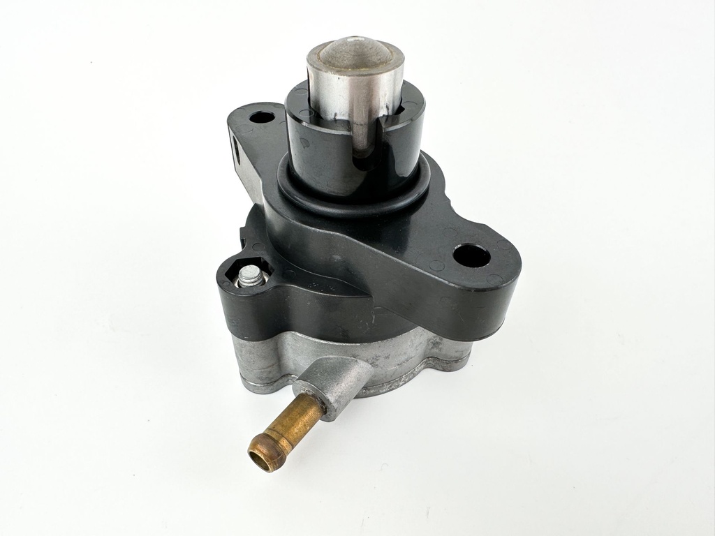 2007 Yamaha 115 HP 4 Stroke Outboard Fuel Pump 68V-24410-00-00 OEM