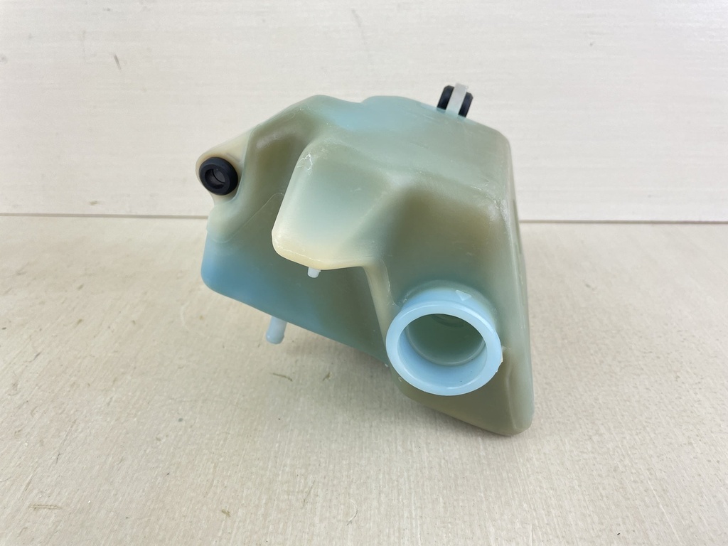 2002 Yamaha 200HP 2 Stroke Outboard Oil Tank Assembly 6E5-21750-05-00