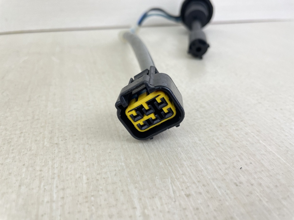 2002 Yamaha 200HP 2 Stroke Outboard Oil Level Gauge Assembly 67H-85730-01-00