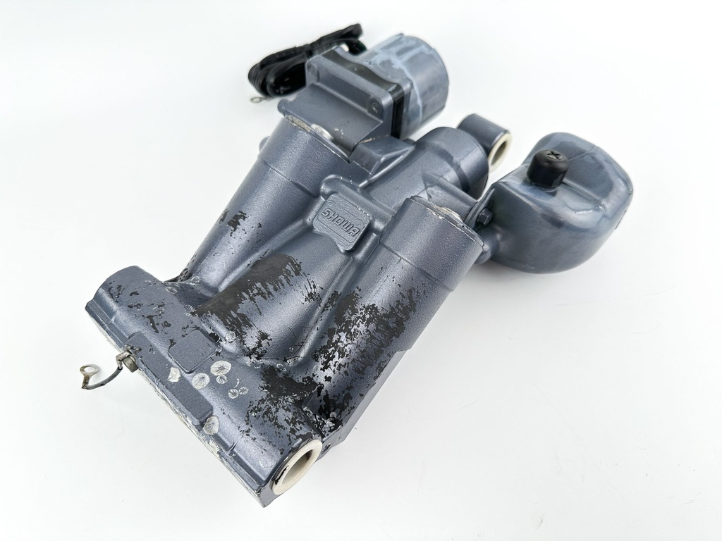 2007 Yamaha 115 HP 4 Stroke Outboard Power Trim Tilt Unit 68V-43800-00-4D OEM