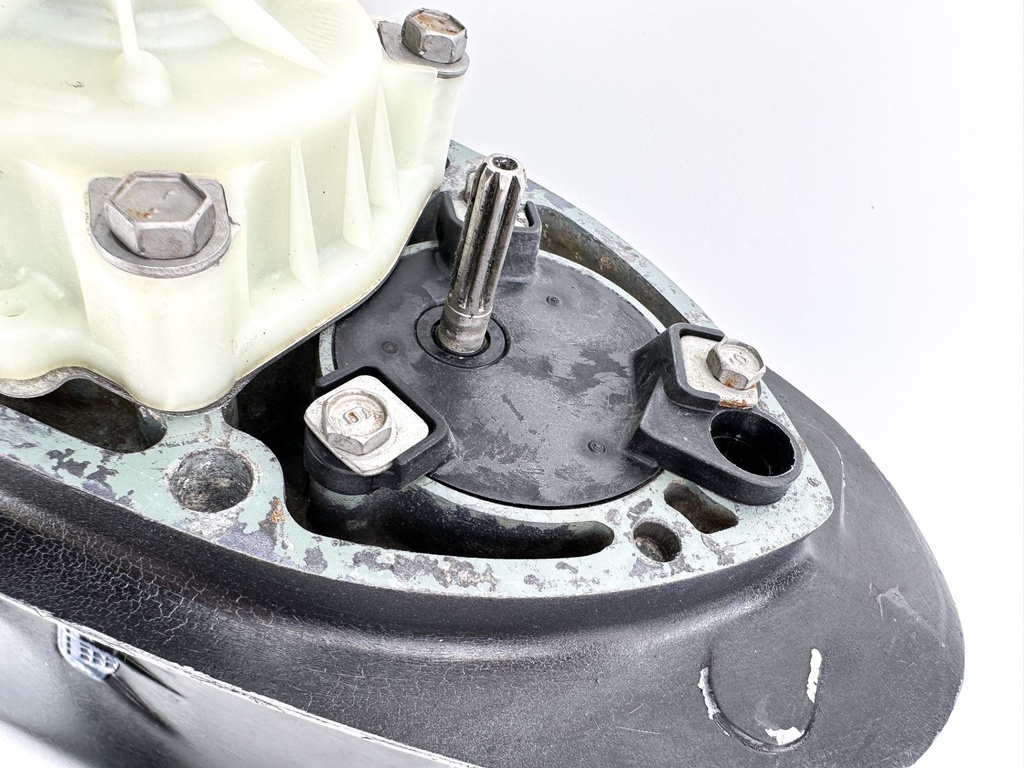 Yamaha 200 225 HP 4 Stroke Outboard 30" XXL Lower Unit Counter Left Hand 2002-2015