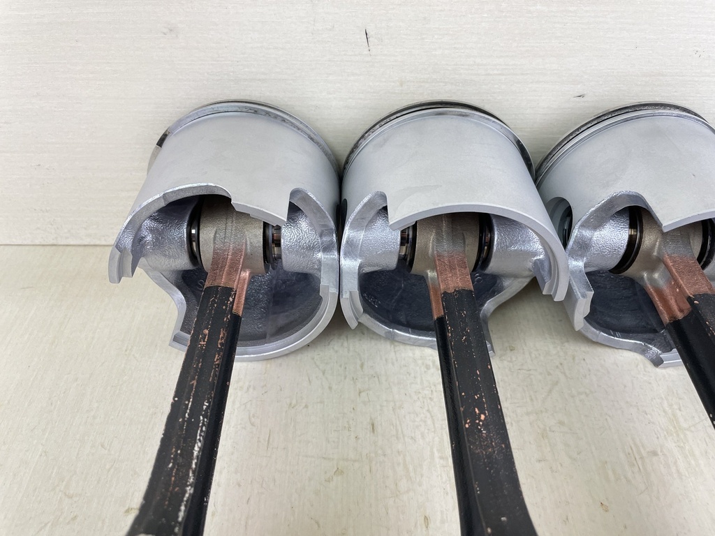 2000 Mercury 225HP Optimax 2 Stroke Starboard Port Piston & Rod Assembly Set 859297T2, 859296T2