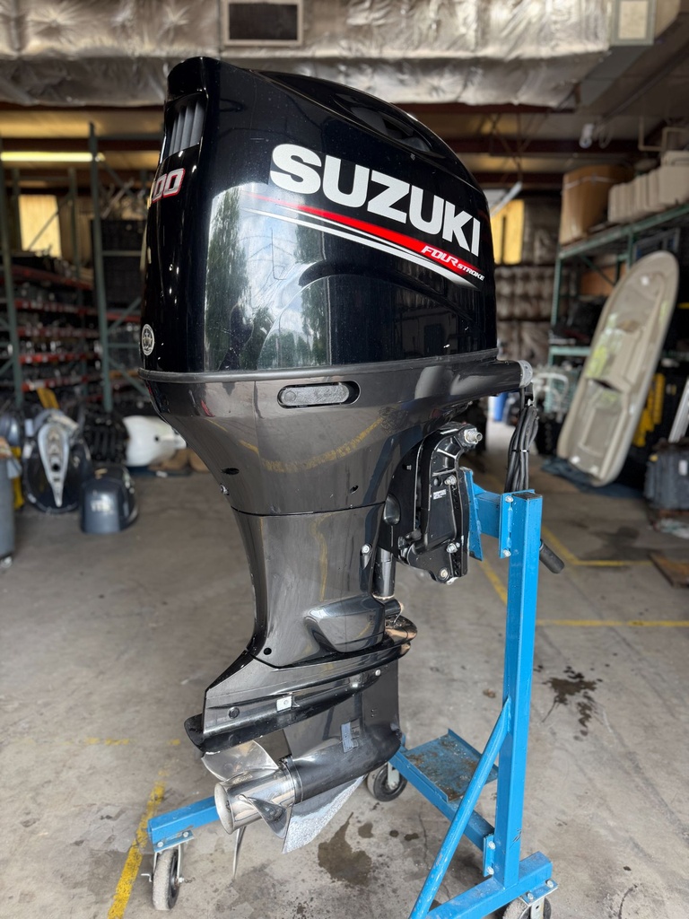 2016 Suzuki 200HP 4 Stroke Outboard Engine W/ 25" Shaft 446 Hours