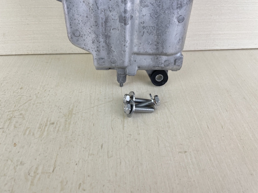 2007 Suzuki 140HP 4 Stroke Outboard Vapor Separator Tank VST 15600-90J01