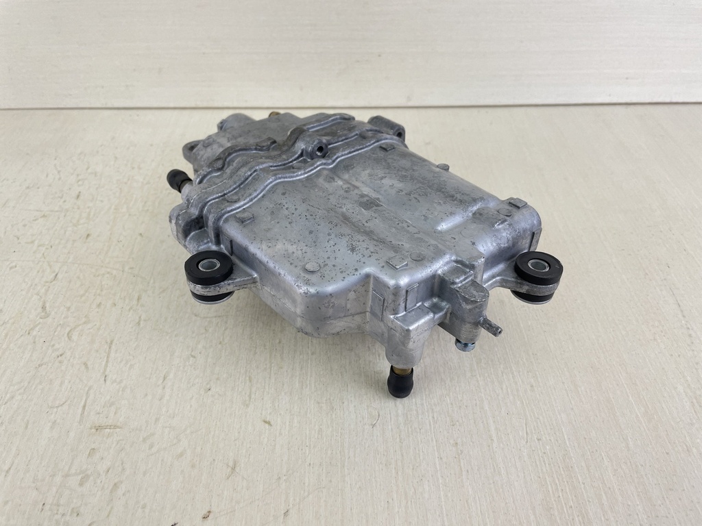 2007 Suzuki 140HP 4 Stroke Outboard Vapor Separator Tank VST 15600-90J01