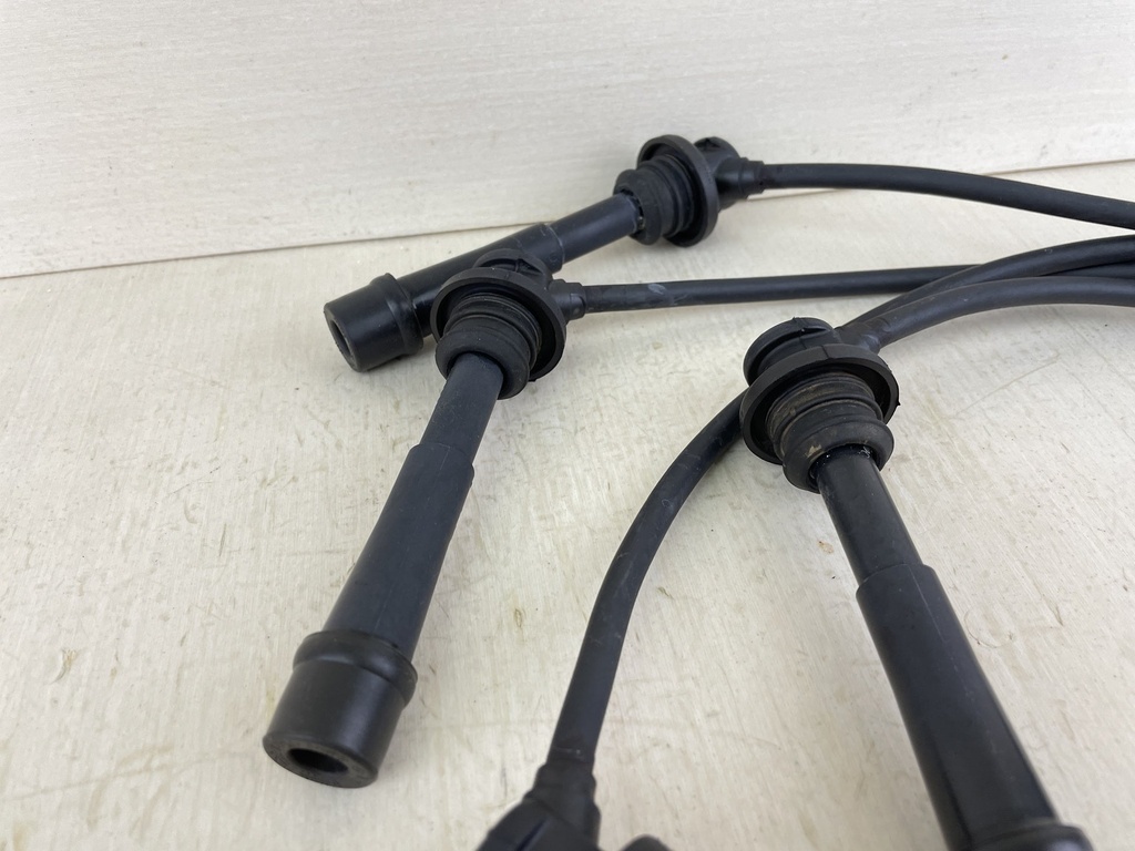 2007 Suzuki 140HP DF140 4 Stroke Outboard Ignition Coil Set With Plug Wires 