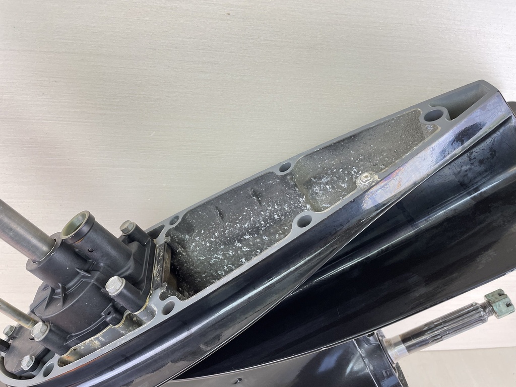 2002-2011 Suzuki DF 115 140 HP 4 Stroke Outboard 25" Lower Unit Gear Case RH