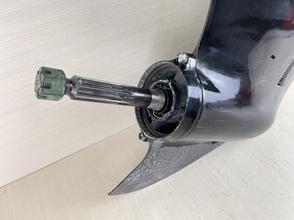 2002-2011 Suzuki DF 115 140 HP 4 Stroke Outboard 25" Lower Unit Gear Case RH