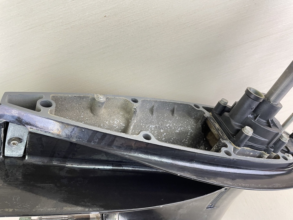 2002-2011 Suzuki DF 115 140 HP 4 Stroke Outboard 25" Lower Unit Gear Case RH