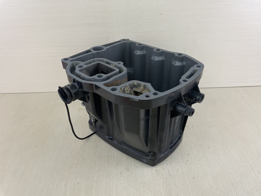 2007 Suzuki 140HP DF140 4 Stroke Outboard Oil Pan Assembly 11501-90J04-0EP