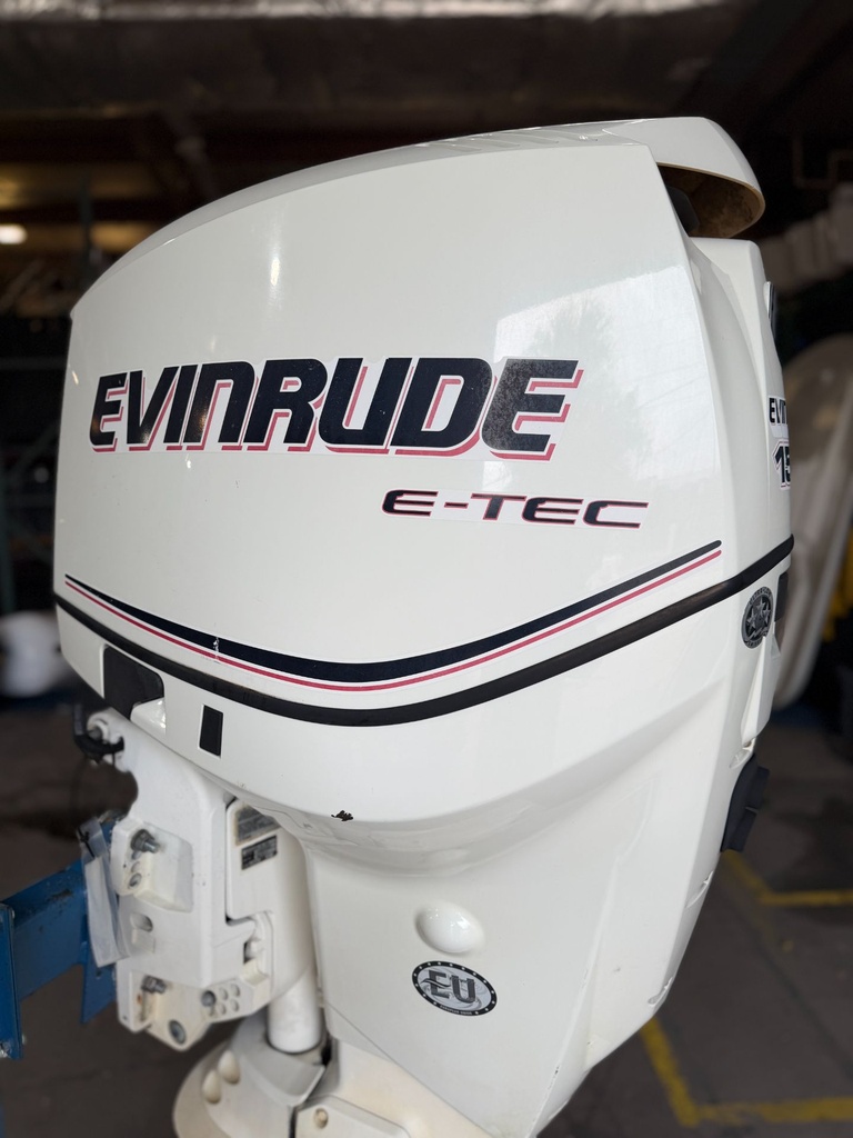 2010 Evinrude 150HP Etec 2 Stroke Outboard Engine 25" Shaft 490 Hours