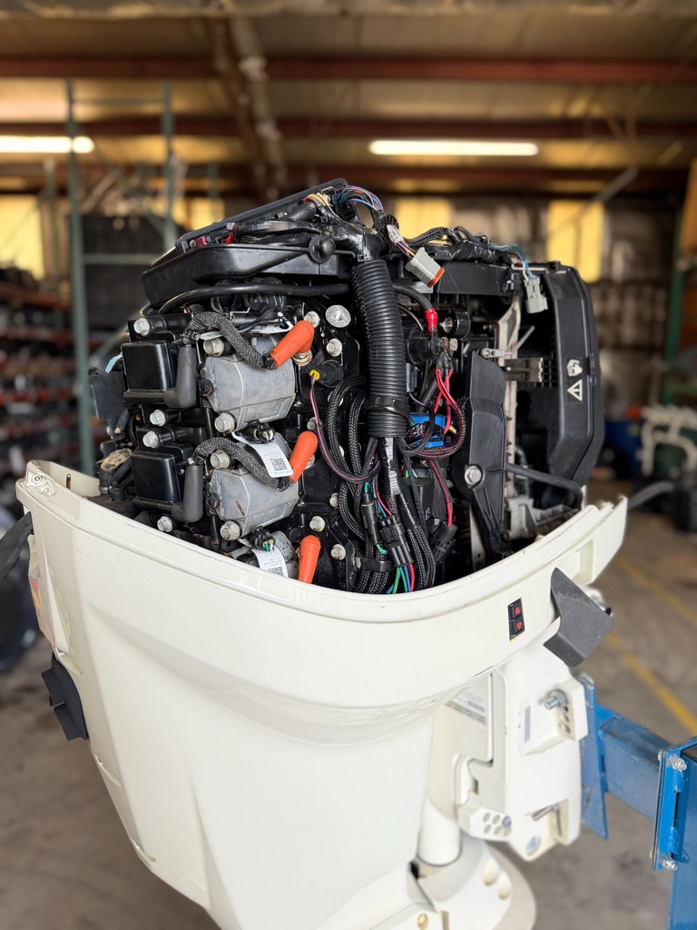 2010 Evinrude 150HP Etec 2 Stroke Outboard Engine 25" Shaft 490 Hours