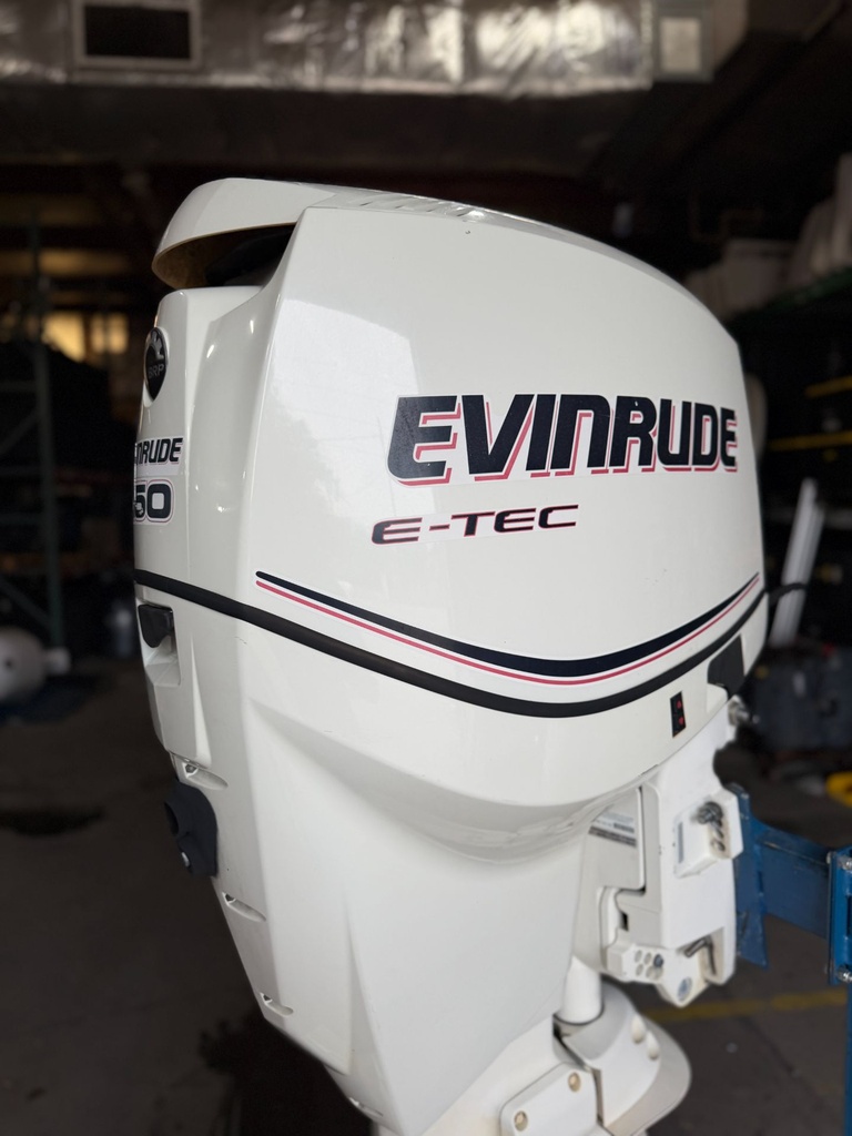 2010 Evinrude 150HP Etec 2 Stroke Outboard Engine 25" Shaft 490 Hours