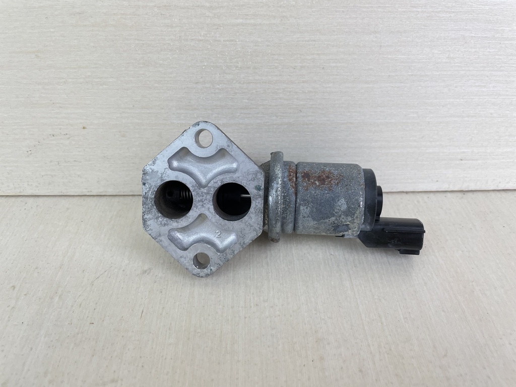 2005 suzuki 140HP 4 Stroke Outboard IAC Idle Air Control Valve 18137-77E00