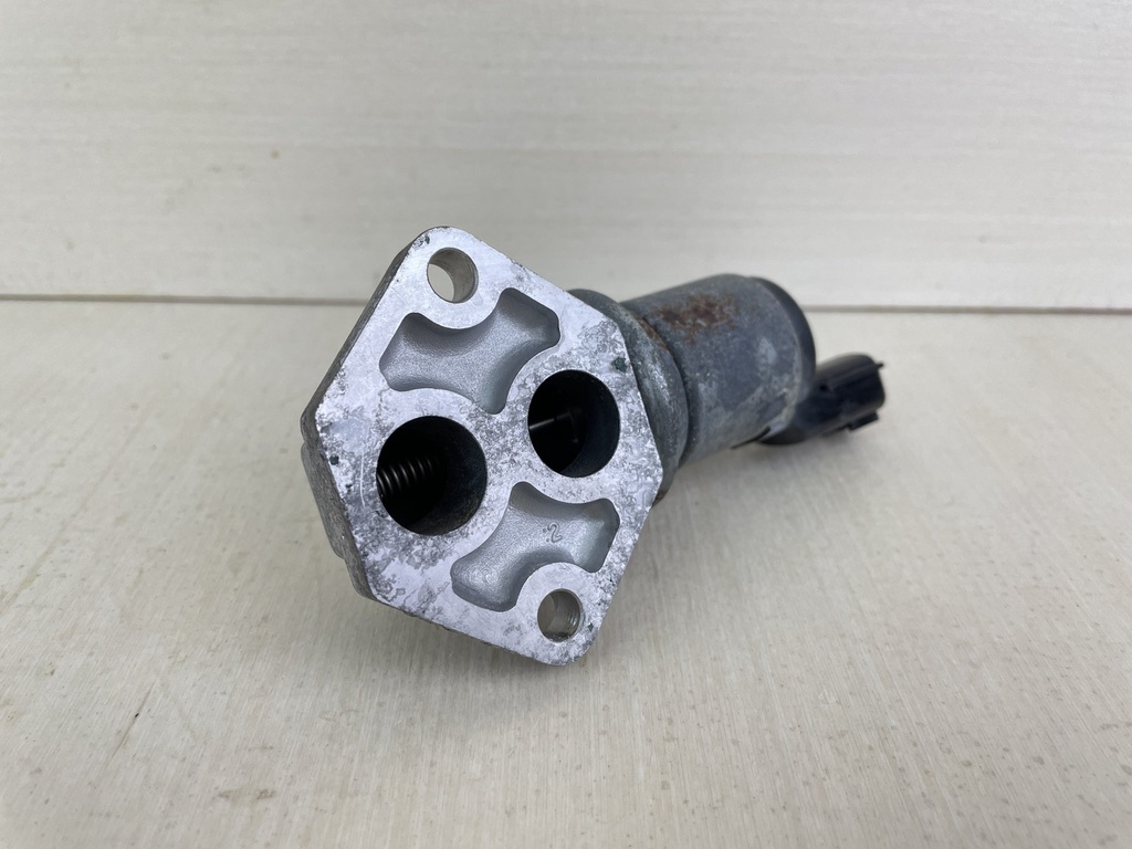 2005 suzuki 140HP 4 Stroke Outboard IAC Idle Air Control Valve 18137-77E00