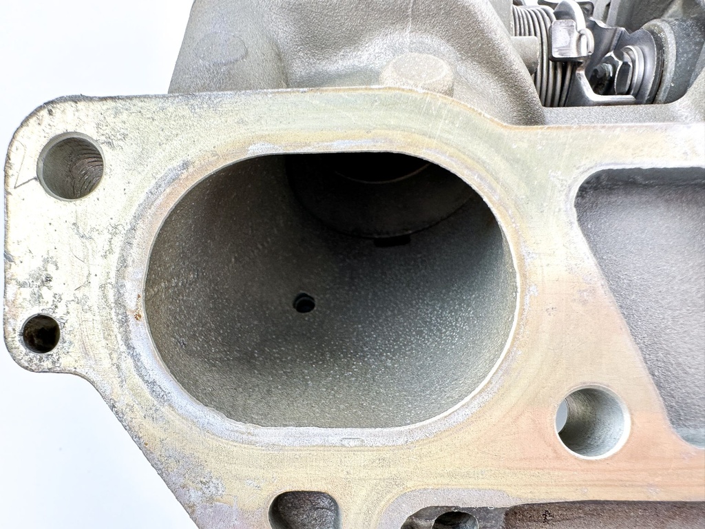 2002 Yamaha 200 HP 4 Stroke Outboard Intake Manifold & Throttle Body 60L-13750-00-00 OEM